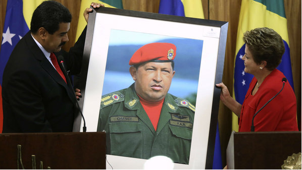 Juristas afirmam que decreto de Dilma coloca o país na rota do bolivarianismo