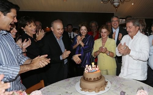 Governo Dilma não quer reajuste no IR que beneficia classe média, mas bate recorde em gastos com festas